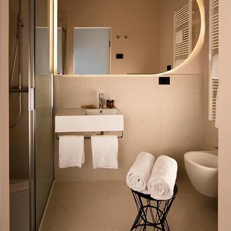 Elide Design 3* Assisi